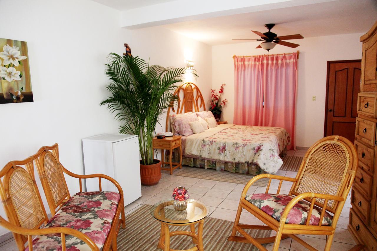 Hostal Casa Blanca Comala ภายนอก รูปภาพ